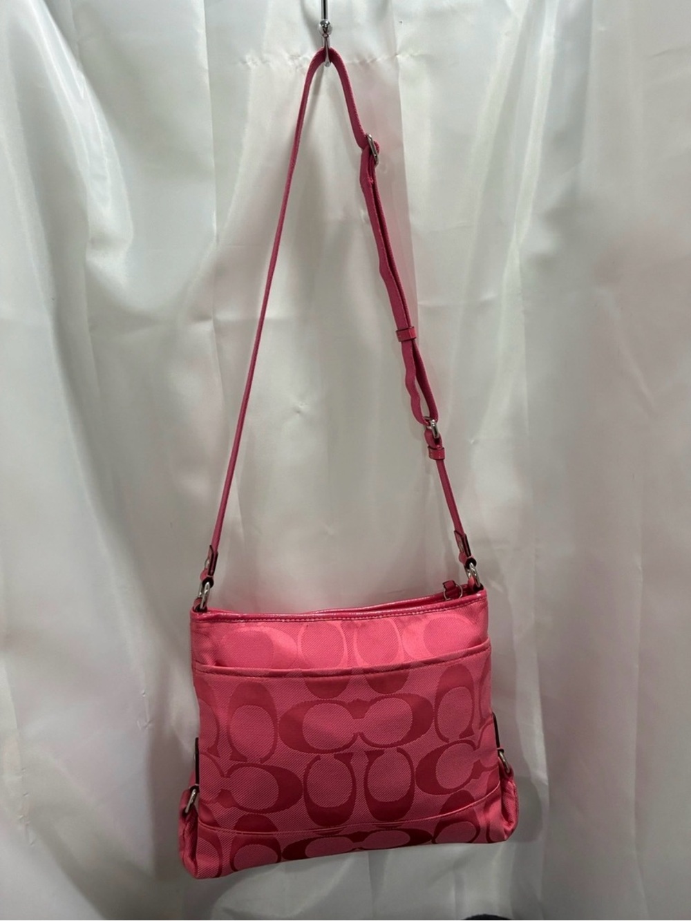 Coach Pink Signature Jacquard Crossbody Bag with Adjustable Strap - Picture 3 of 7